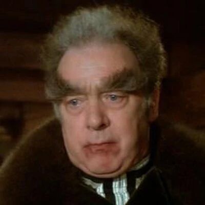 Thufir Hawat from the original and best Dune, rocking magnificent head-covering eyebrows.