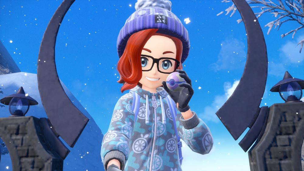 I like that Scarlet has a blue tracksuit and violet has an orange tracksuit so you can experience the other version's colour palette if you only have one or the other