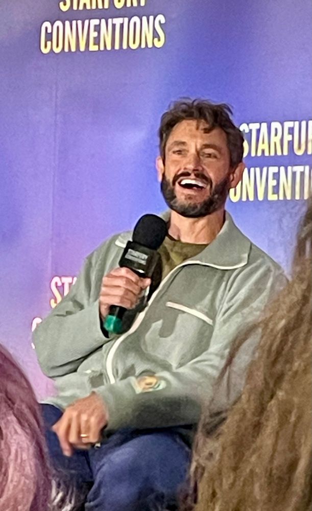 Hugh Dancy laughing 