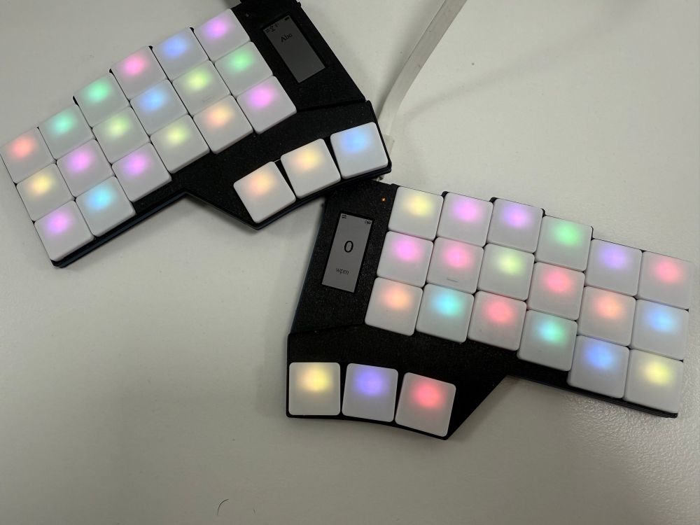Photo of the keyboard showing RGB key lighting