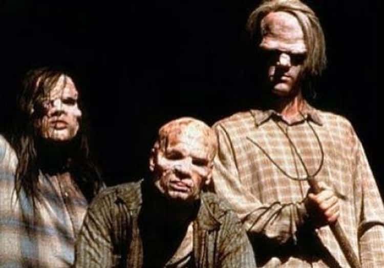 Peacock Family Home episode The X-files