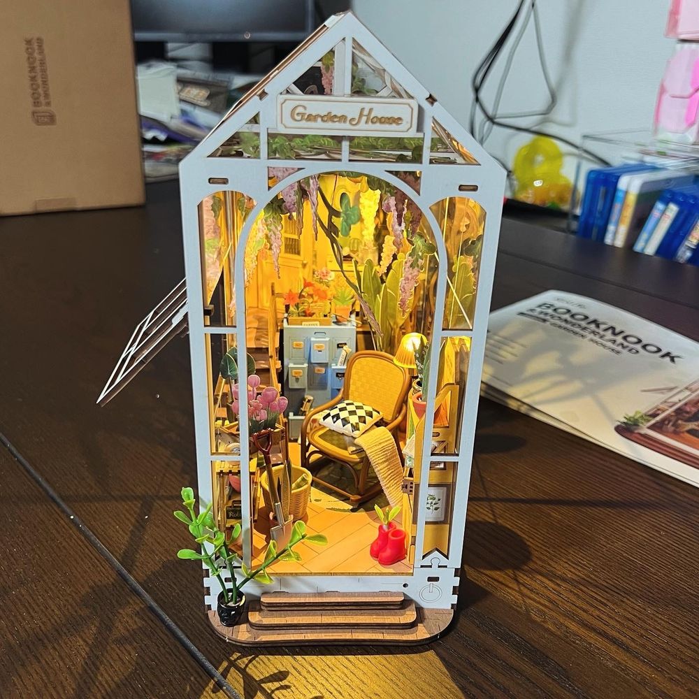 ブックヌック(正面)