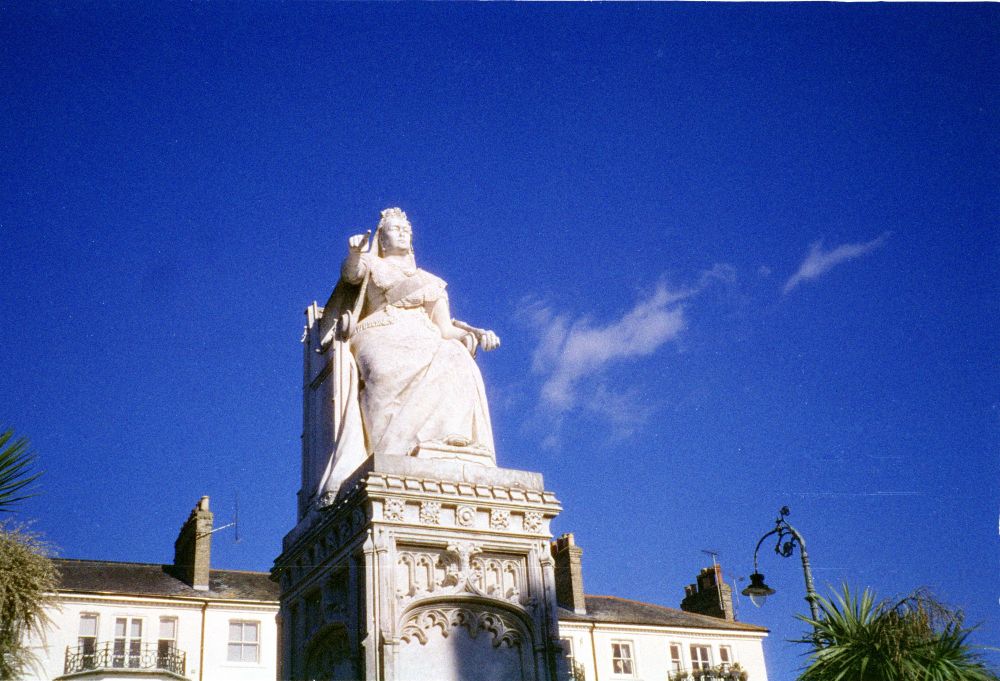The Queen Victoria statue overlooking the seafront.
