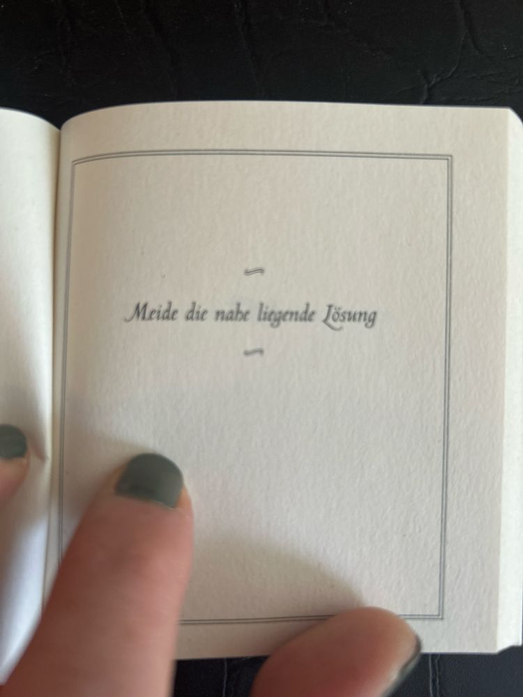 Buchseite „Meide die nahe liegende Lösung“