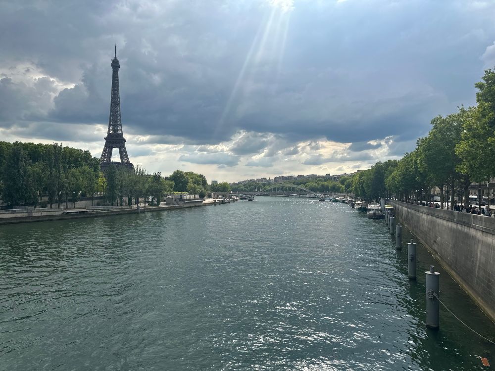 Picture of the Eiffel Tower and the Seine River