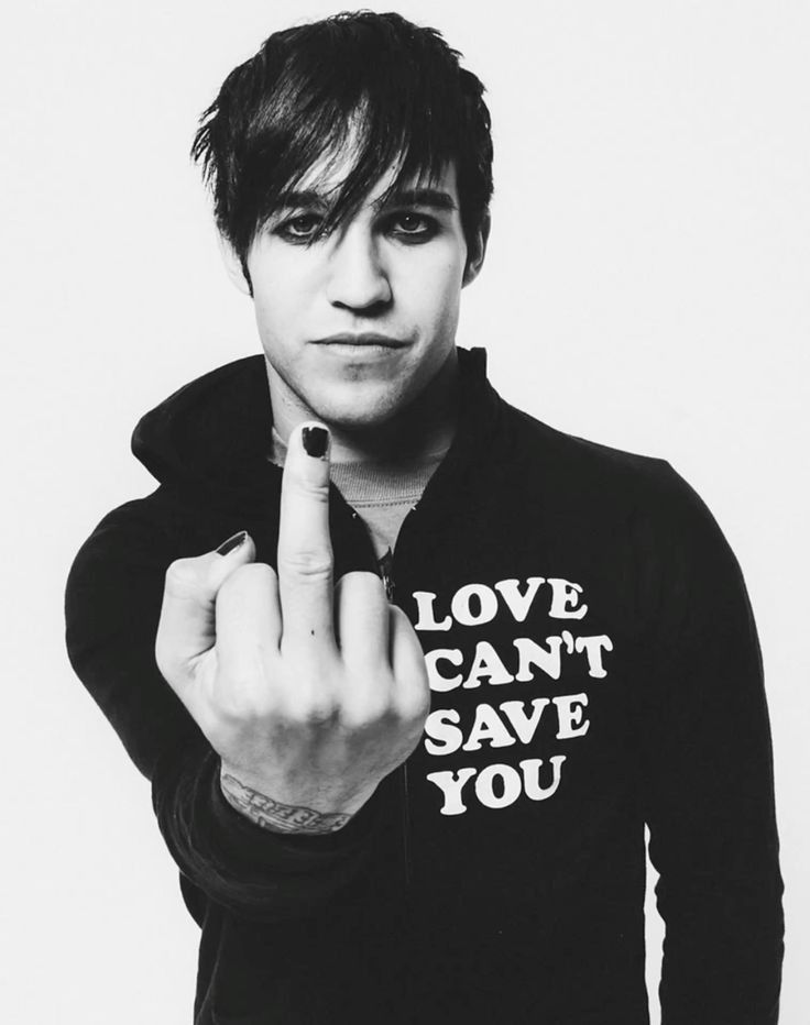 Photo of Pete Wentz from Fall Out Boy (FOB)
