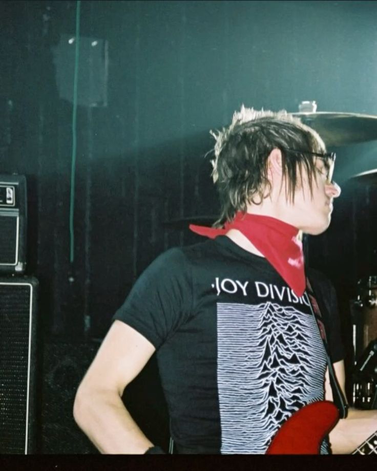Photo of Mikey Way from My Chemical Romance (MCR).