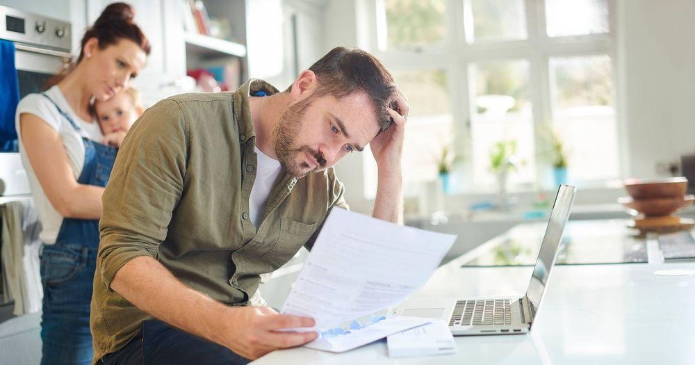 DWP sending unexpected payment to people claiming Universal Credit, PIP and more