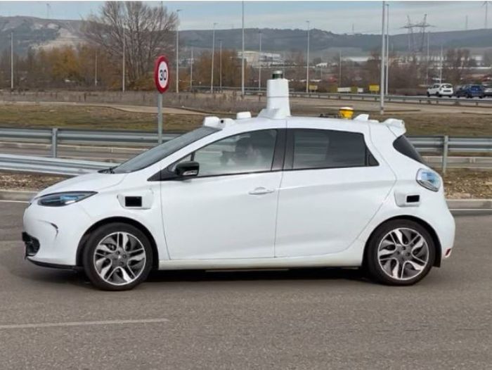 SaCoAV: Mètodes i eines per millorar la seguretat i la coordinació dels vehicles autònoms
