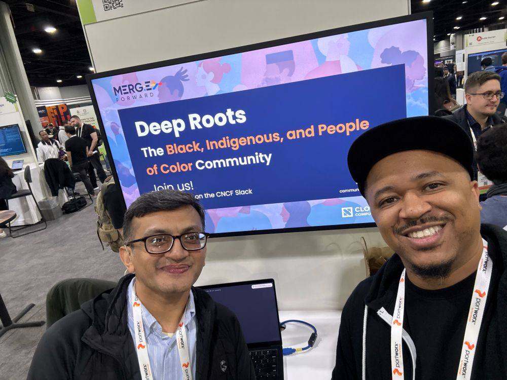 Selfie with Sandeep at the Merge Forward booth at KubeCon