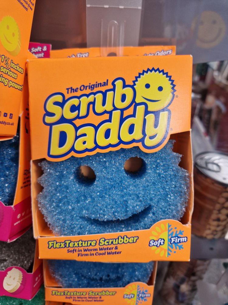 Photo of a sponge in a supermarket. The test on the packaging reads: "Scrub Daddy"