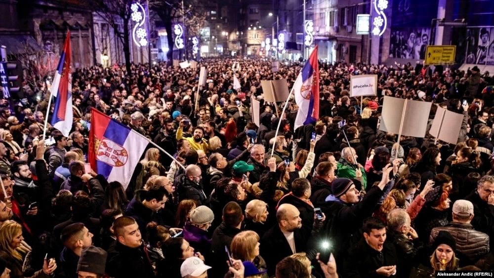 Serbs Protest Against Vucic For Third Straight Week — https://www.rferl.org/a/serbs-protest-against-vucic-for-third-straight-week/29671257.html