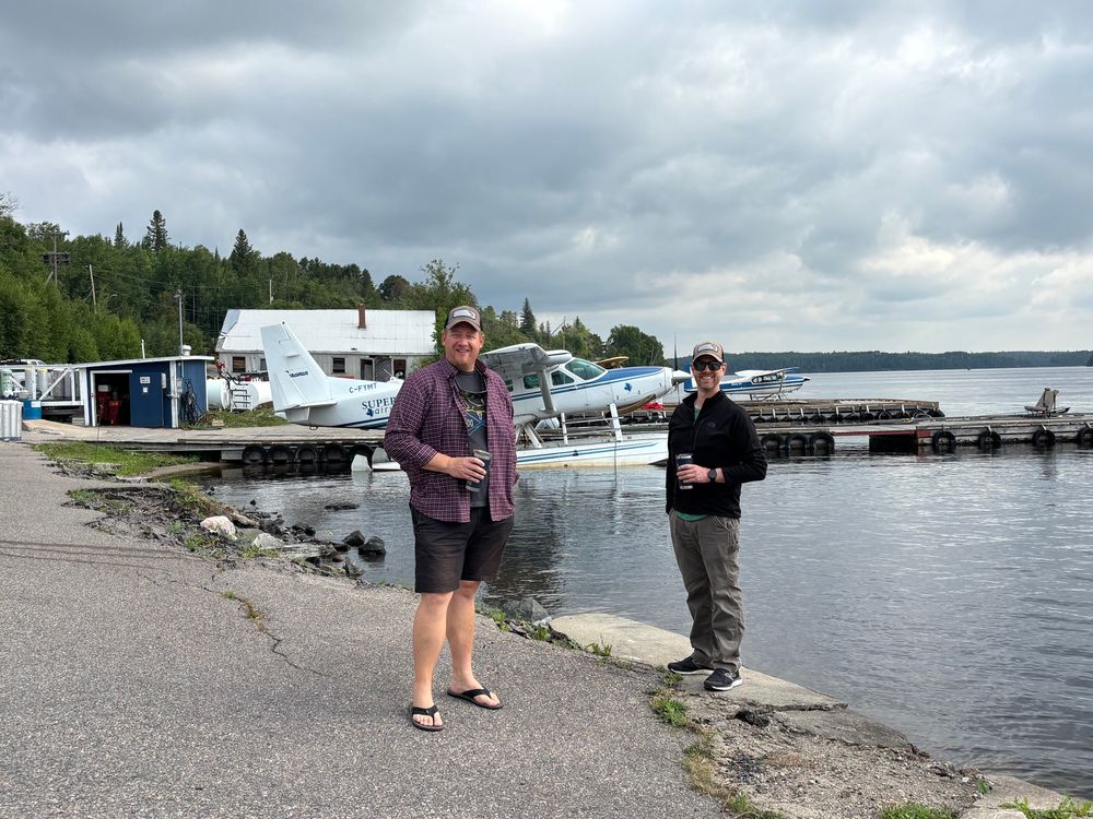 2 guys and float planes 