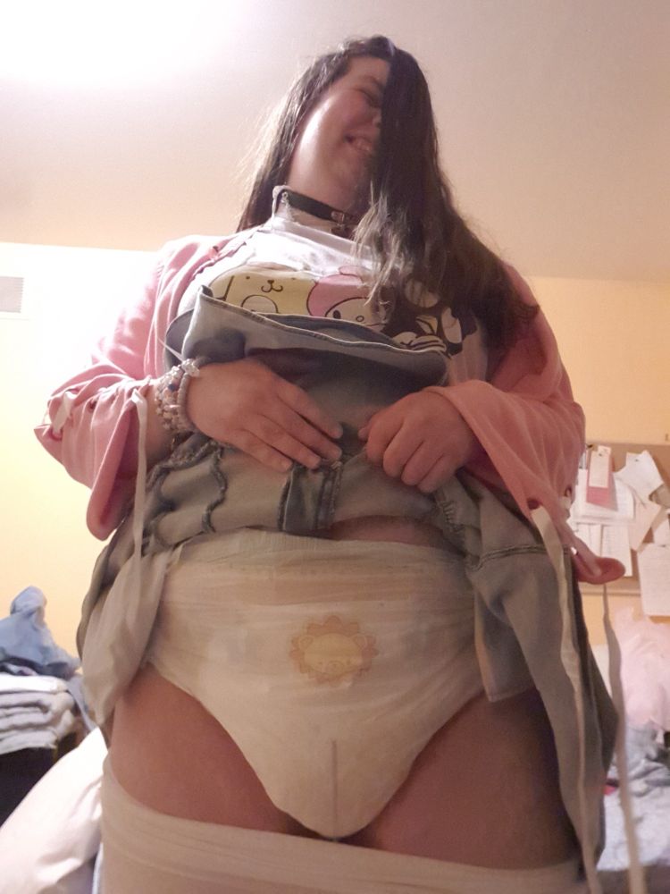 same as first picture in this post but the diaper is uncovered