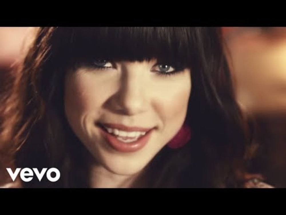 Carly Rae Jepsen - Call Me Maybe