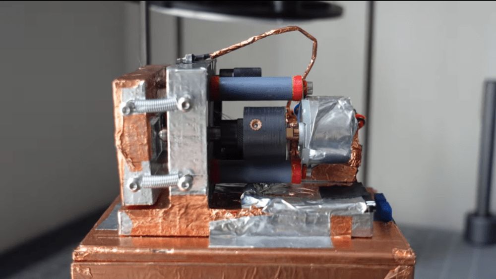 Building a 3D Printed Scanning Tunneling Microscope