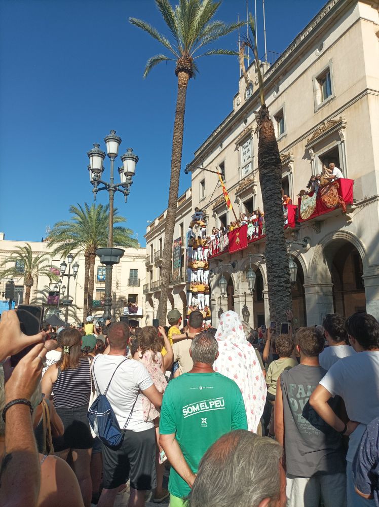 Bordegassos fent el 4 de 8 a la #FestaMajor2025