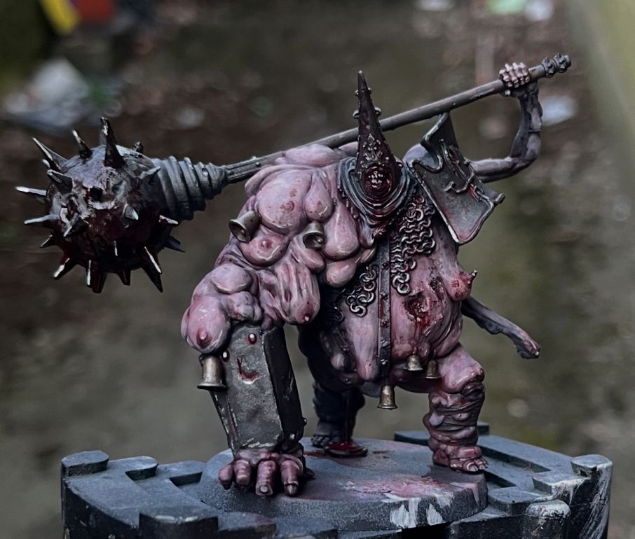 Sin-Eater mercenary for the Black Grail subfaction. Kitbashed and over-sculpted from Bestiarum Games' Crimson Grove line of miniatures. 