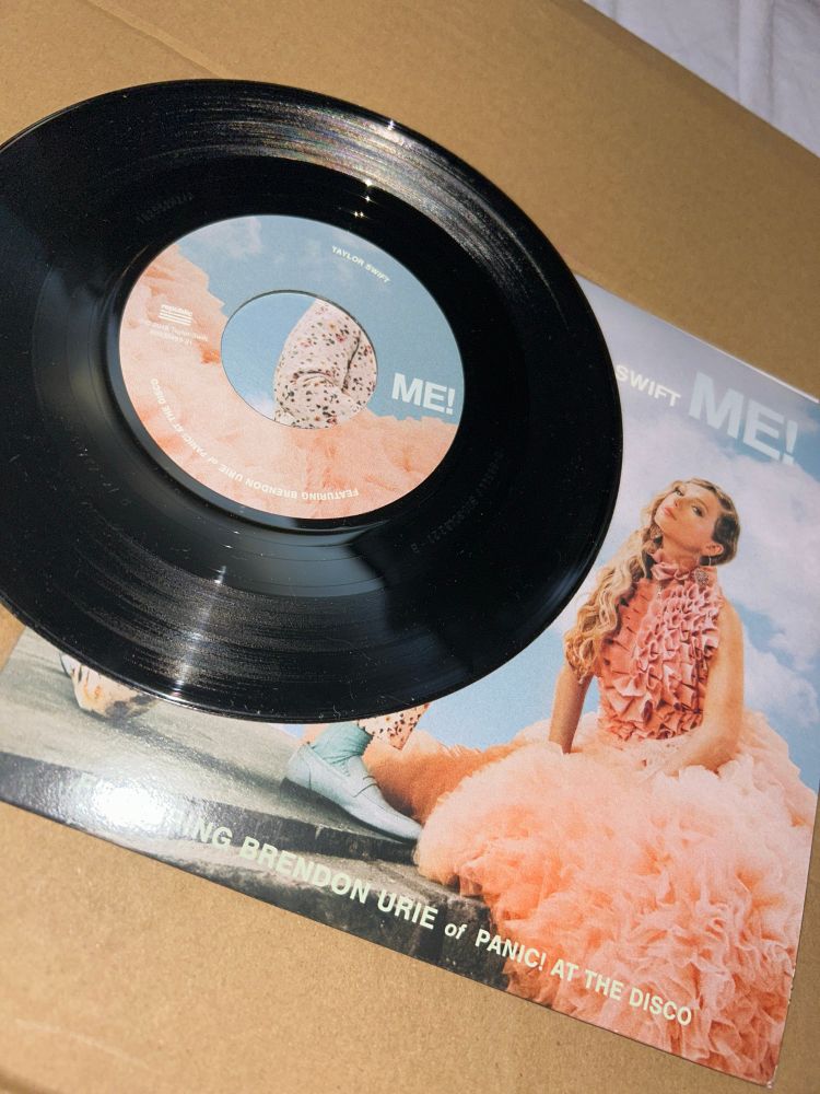 Taylor Swift Me! 7" inch single vinyl