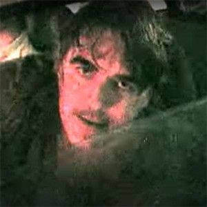 O Carioca Puto da Enchente olhado pela janela do carro 