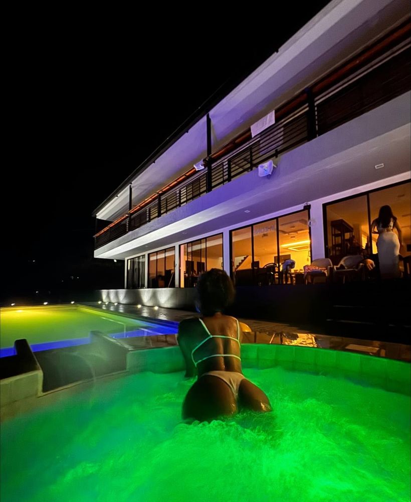 I'm in the pool at night trying to jell down my body .. waiting for my prince charming to sweep me off my feet.
