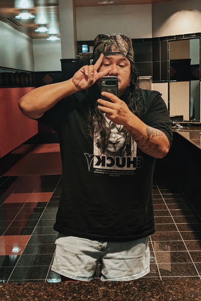 Kevin selfie in Chucky t-shirt 