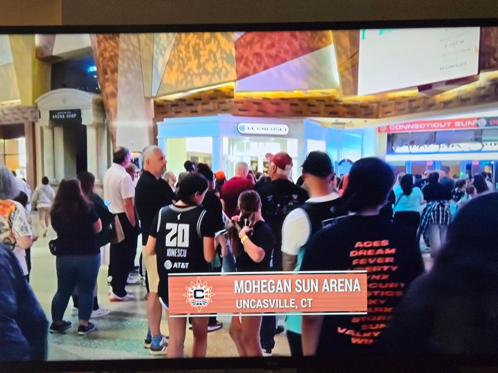 Shot outside the Mohegan Sun arena and the evil tempting Le Creuset next to it