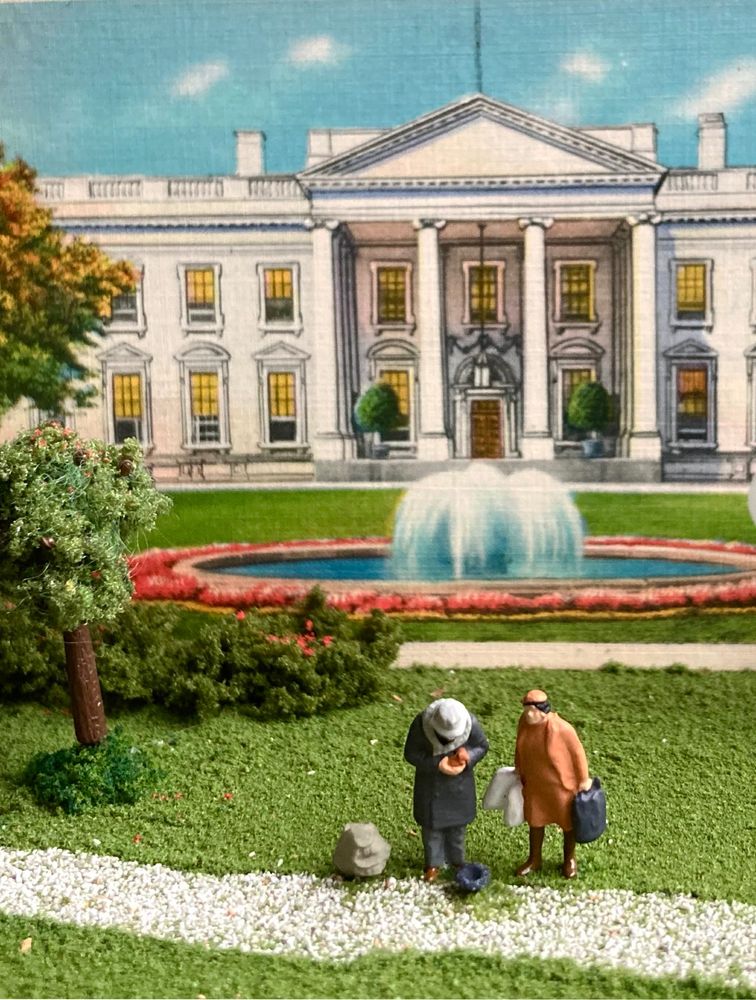 Miniature diorama 