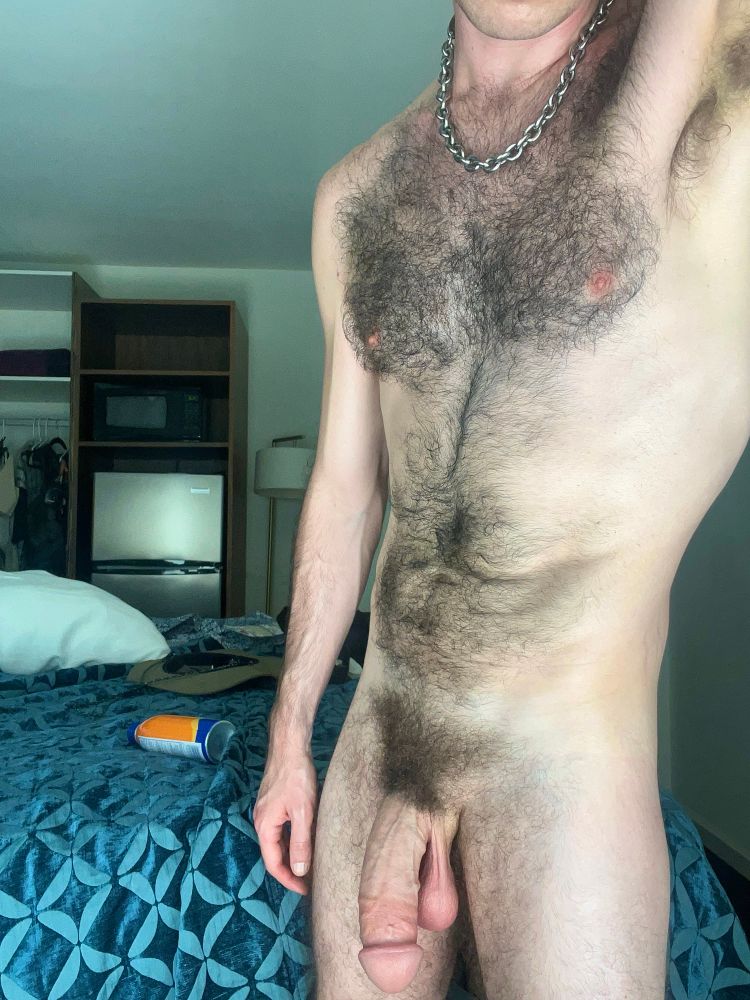 Ft. Messy hotel room lmao