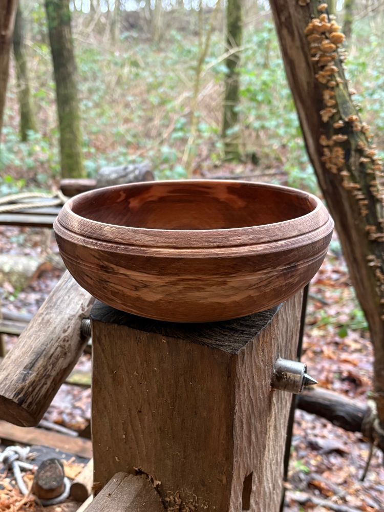 Wooden bowl with spalting. 