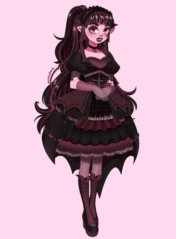 Generation 1 Draculaura from Monster High dressed in a black and dark pink gothic lolita dress.