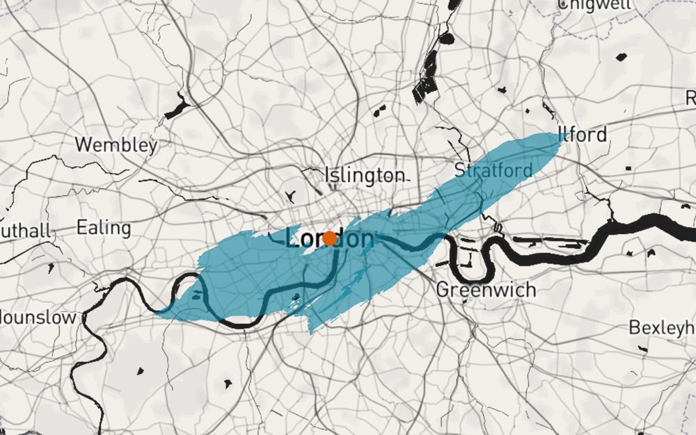 A map showing the area of the Palisades fire in Los Angeles overlaid on a map of central London. 