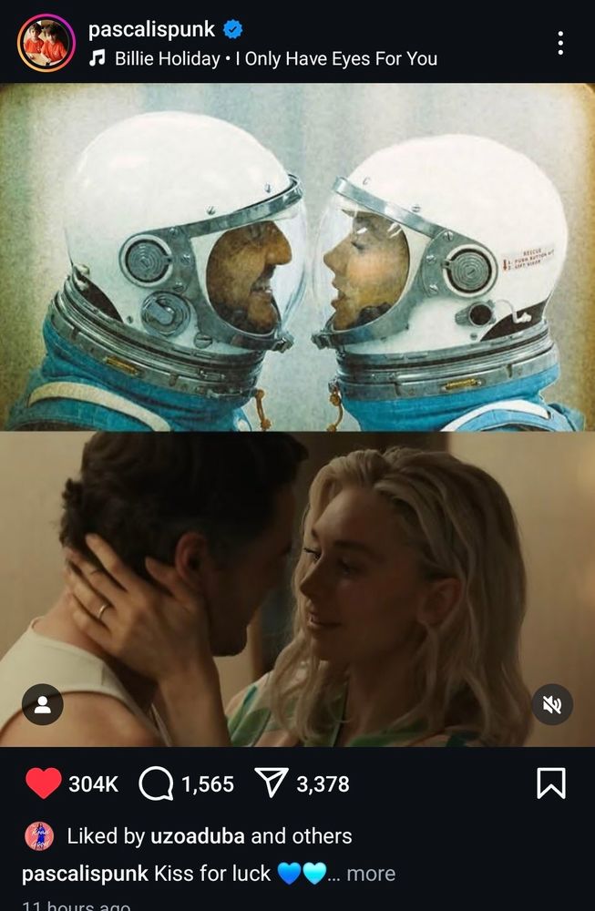 Reed Richards and Sue Storm looking lovingly at each other 