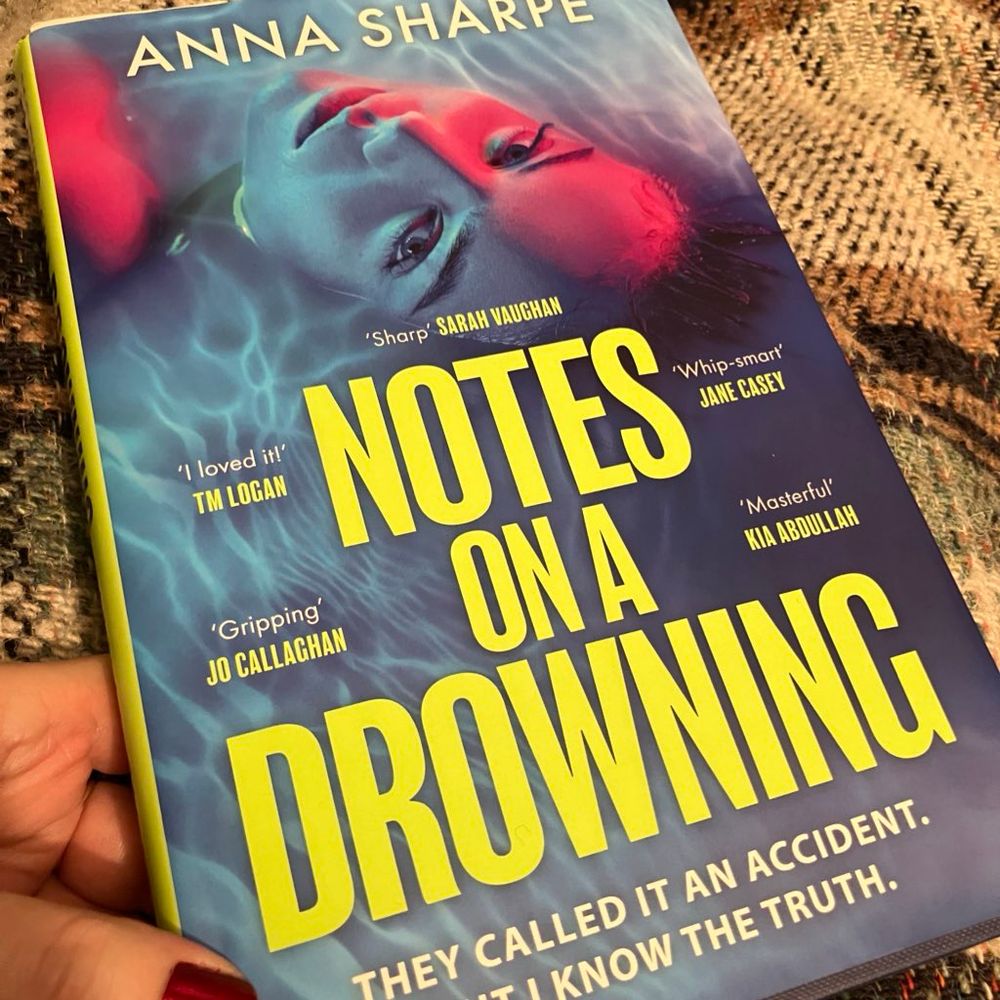 The book Notes On A Drowning