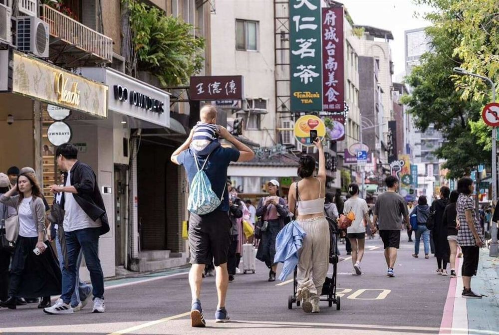 Taipei's Yongkang Street pedestrianized on weekends through June 10 - Focus Taiwan