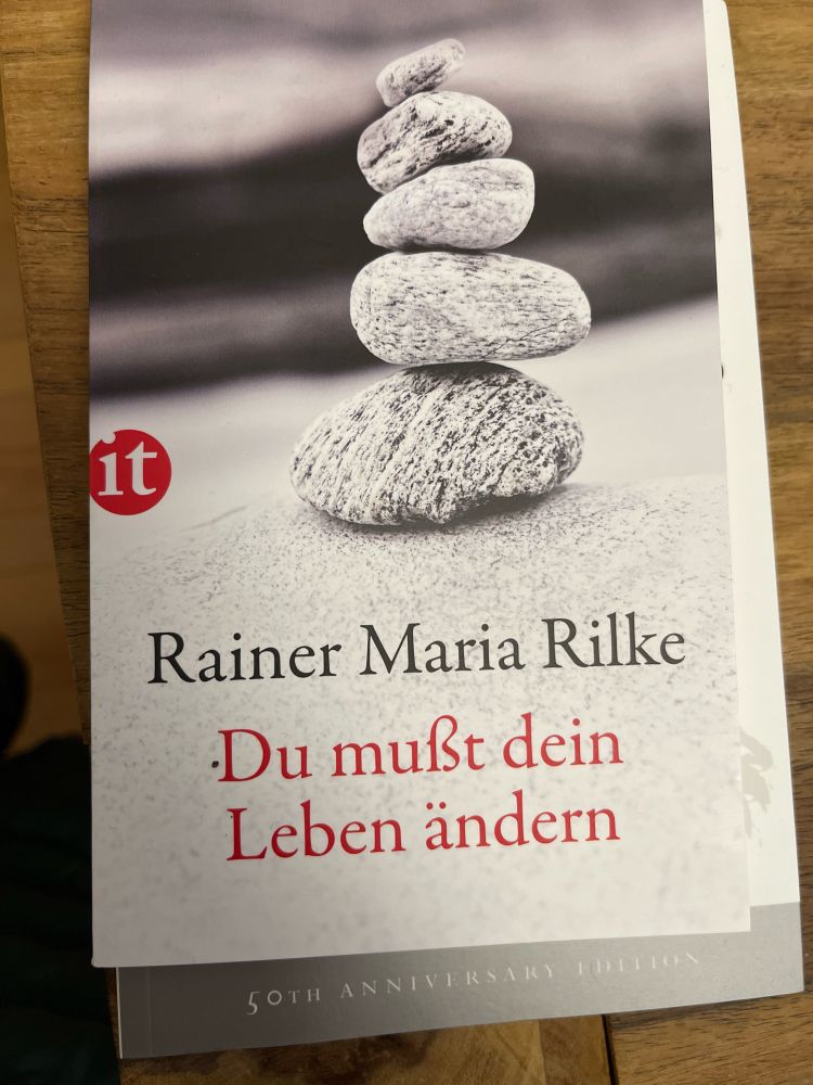 Buchcover "Du musst dein Leben ändern" von Rainer Maria Rilke