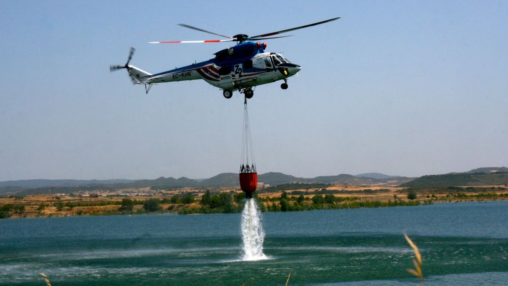 La llegada de los helicópteros anti-incendios a España - Sandglass Patrol