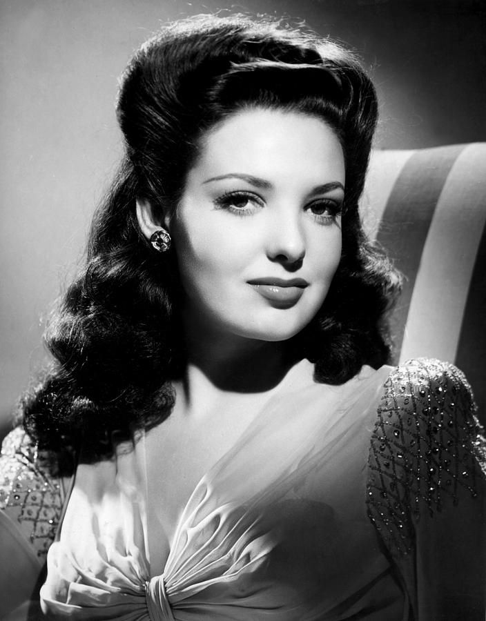 Actress Linda Darnell
