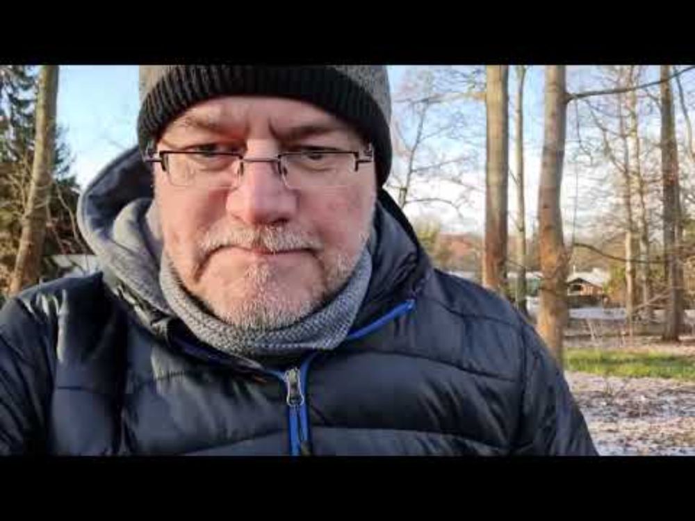 Soil ecology walk: decomposition and the special role of fungi