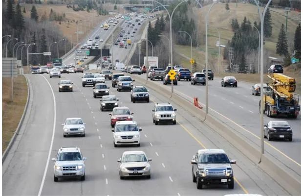 Whitemud Drive, a 6 lane freeway in Edmonton