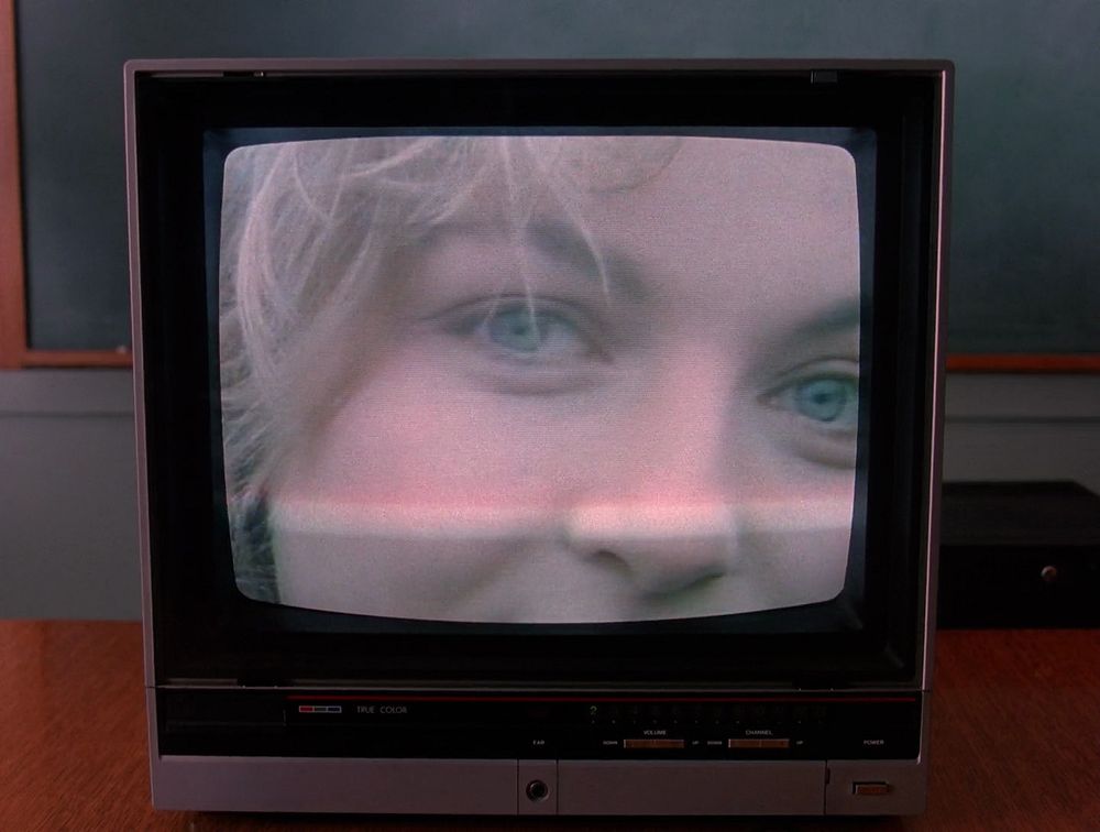 Laura Palmer video on TV
