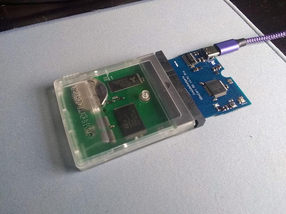 Gameboy cart reader/writer and flash cart