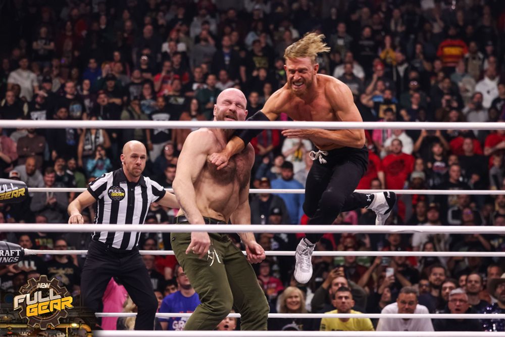 Orange Cassidy facing off against Jon Moxley at AEW Full Gear