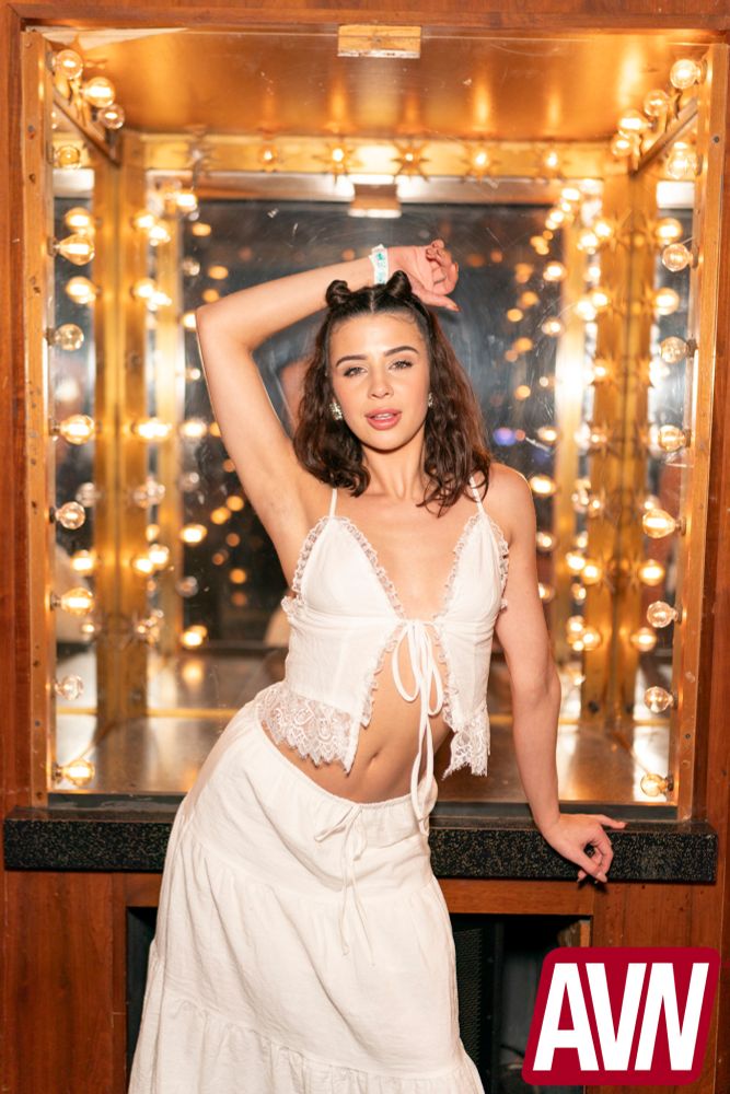 SCENE: 2025 AVN Awards Nomination Party f/ Kylie Rocket, 11/21/2024.