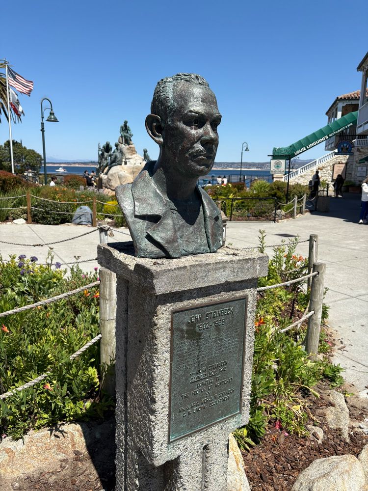 Bust of John Steinbeck