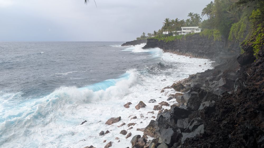 Black Sands Beach