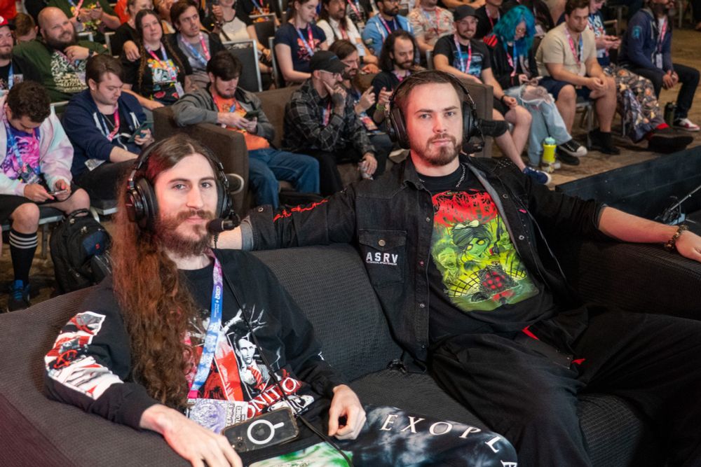 BloodThunder and Maxylobes on the couch for Gulch's run