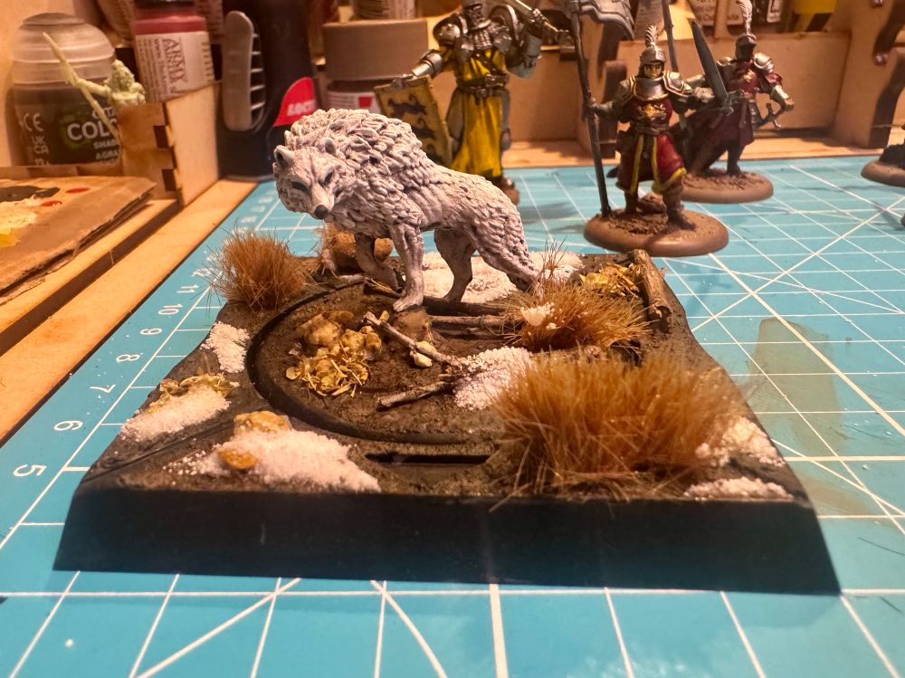 Ghost the Dire wolf, from the A Song Of Ice And Fire, Night’s Watch Starter set. 