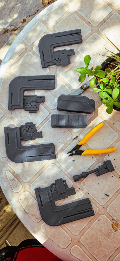 3D print of the Dead Space plasma cutter.