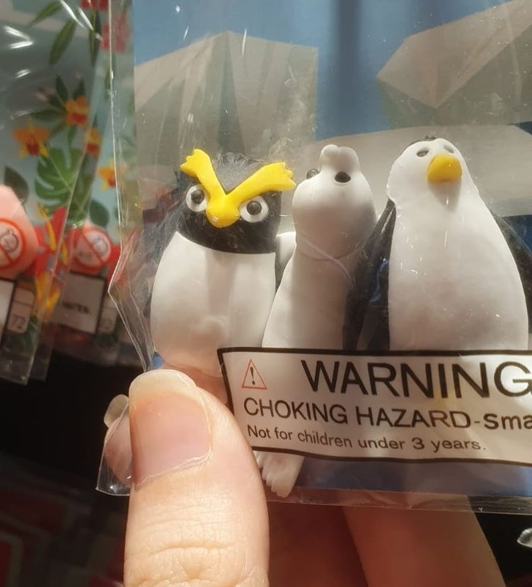 Brinquedos pequenos de pinguins 